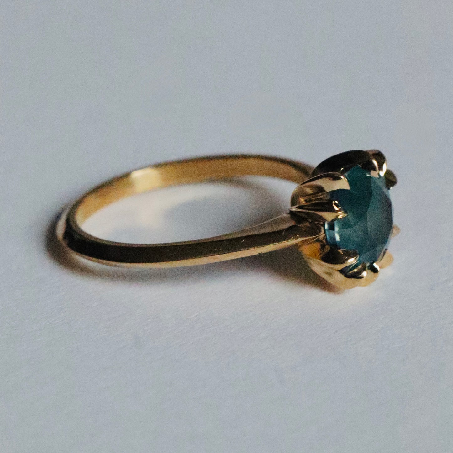 Montana Sapphire Makhaira Solitaire