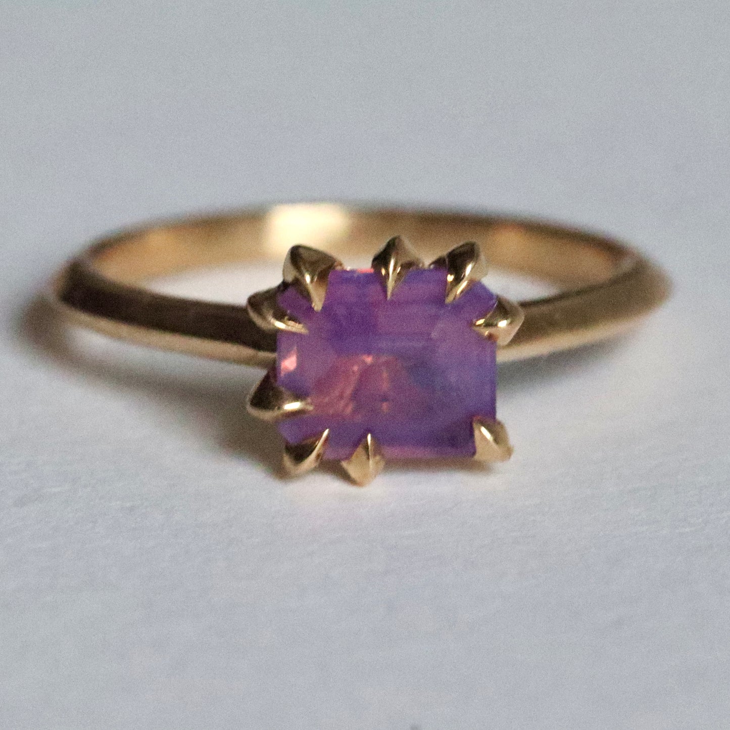 Pink Sapphire Makhaira Solitaire