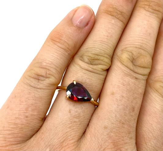Pear Garnet Alexi Ring