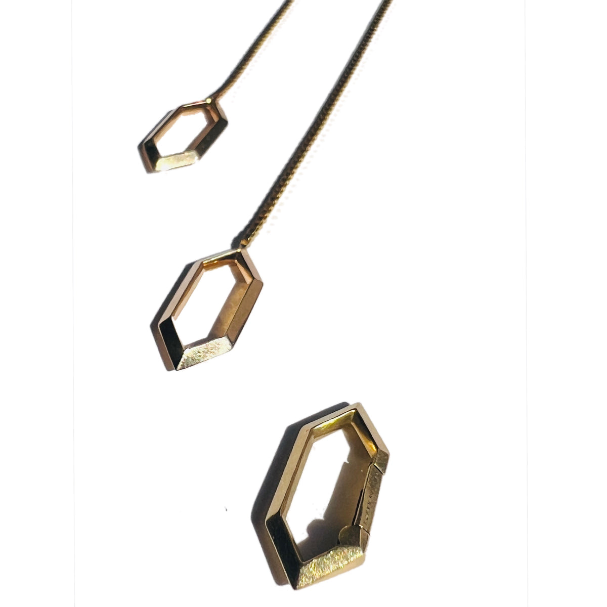 Makhaira Lariat Necklace