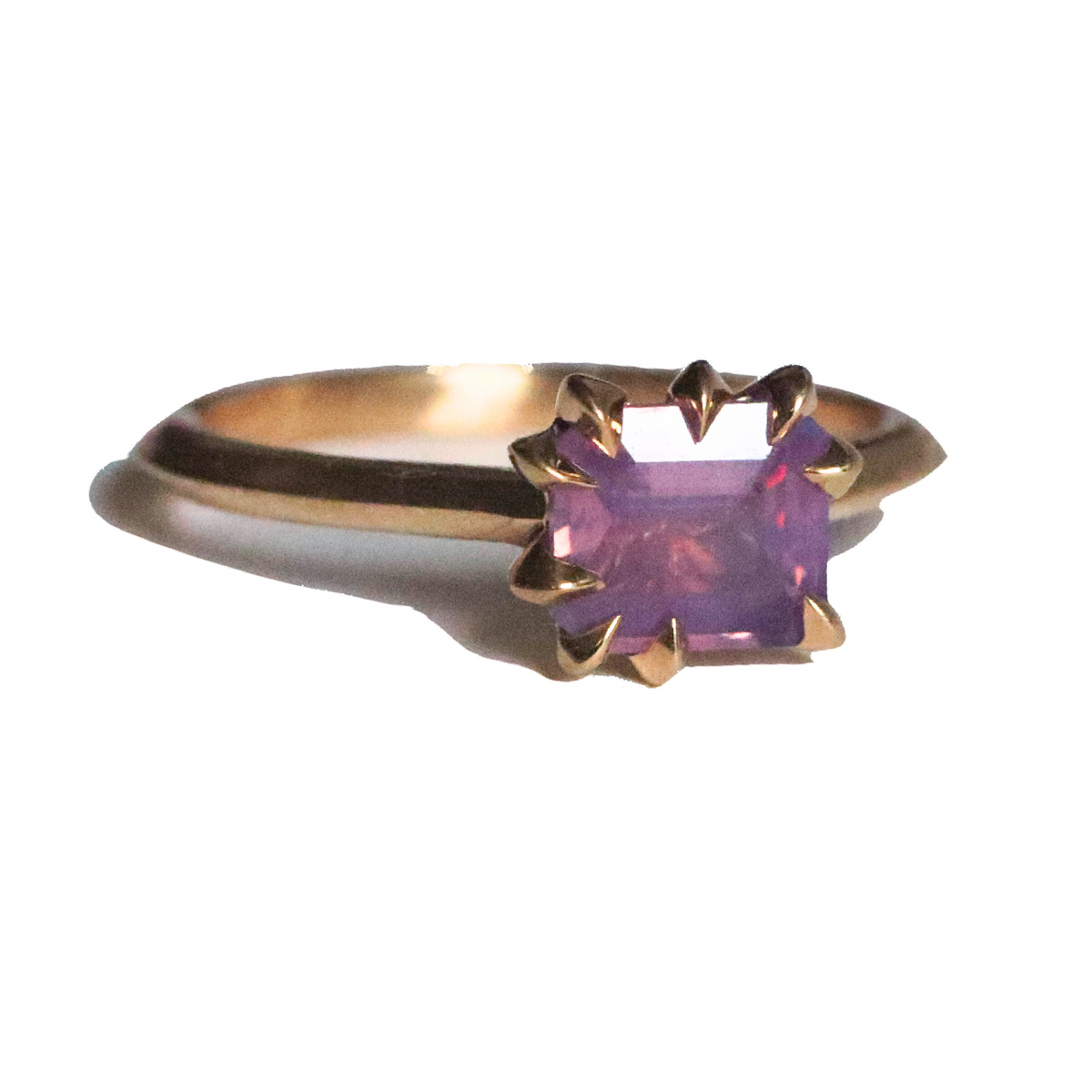 Pink Sapphire Makhaira Solitaire