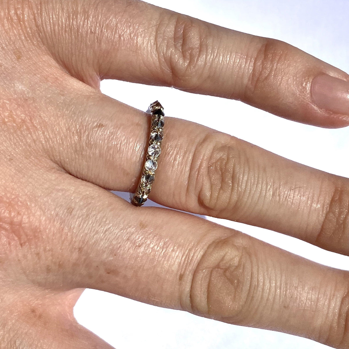 Barbed Ombré Diamond Eternity Band